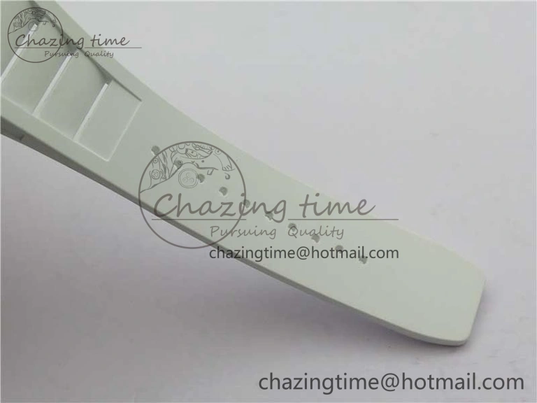 RM055 Real NTPT ZF 1:1 Best Edition Skeleton Dial on White Rubber Strap SEIKO Movement