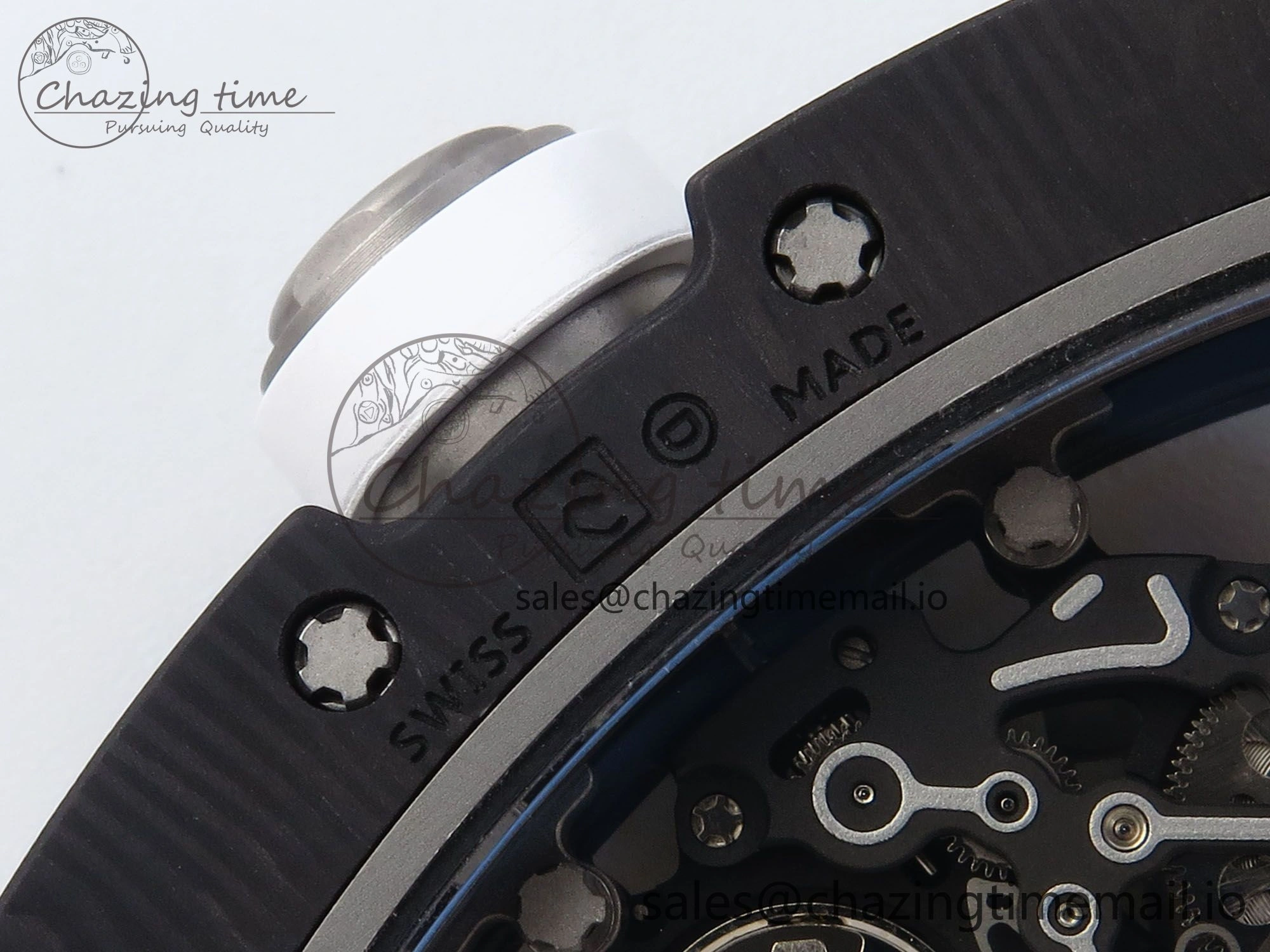 RM055 Ti NTPT UOKF 1:1 Best Edition White Black Inner Bezel White Crown on White Rubber Strap RMUL2 Super Clone