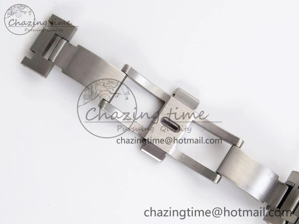 ROYAL OAK 39MM 15202 SS IPF 1:1 BEST EDITION WHITE TEXTURED DIAL ON SS BRACELET A2121