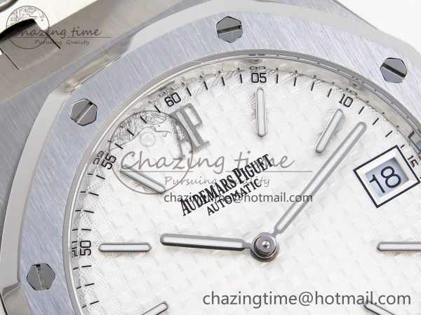 ROYAL OAK 39MM 15202 SS IPF 1:1 BEST EDITION WHITE TEXTURED DIAL ON SS BRACELET A2121