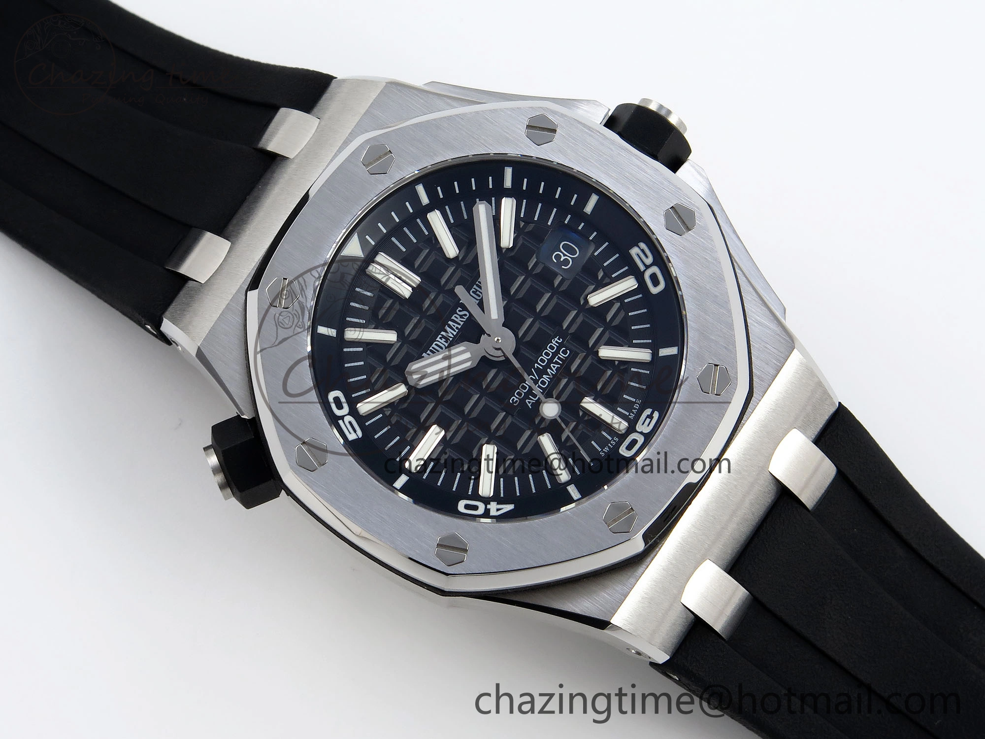 ROYAL OAK OFFSHORE DIVER 15710 IPF 1:1 BEST EDITION BLACK DIAL ON BLACK RUBBER STRAP SA3120 SUPER CLONE