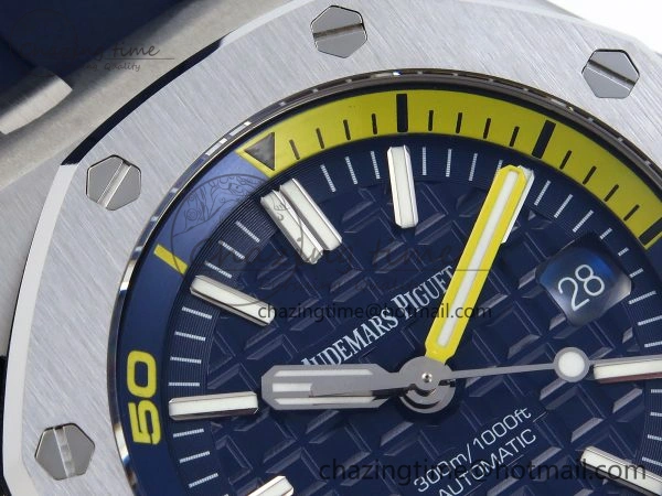 ROYAL OAK OFFSHORE DIVER 15710 IPF 1:1 BEST EDITION BLUE DIAL ON BLUE RUBBER STRAP SA3120 SUPER CLONE