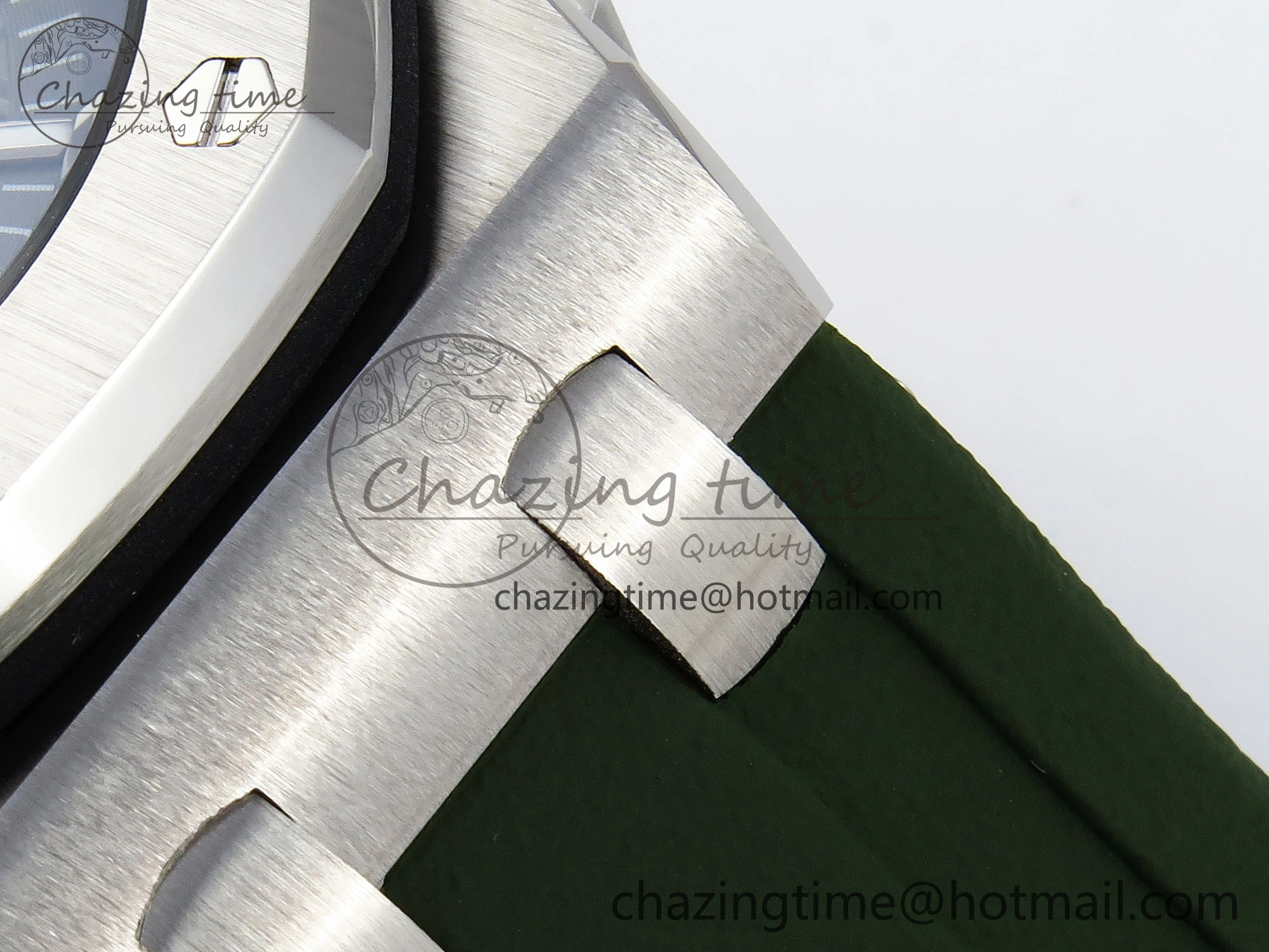 ROYAL OAK OFFSHORE DIVER 15710 IPF 1:1 BEST EDITION GREEN DIAL ON GREEN RUBBER STRAP SA3120 SUPER CLONE