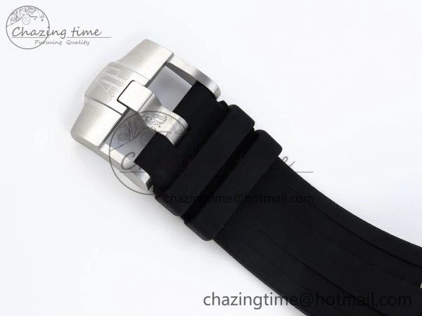 ROYAL OAK OFFSHORE DIVER 15710 IPF 1:1 BEST EDITION WHITE DIAL ON BLACK RUBBER STRAP SA3120 SUPER CLONE