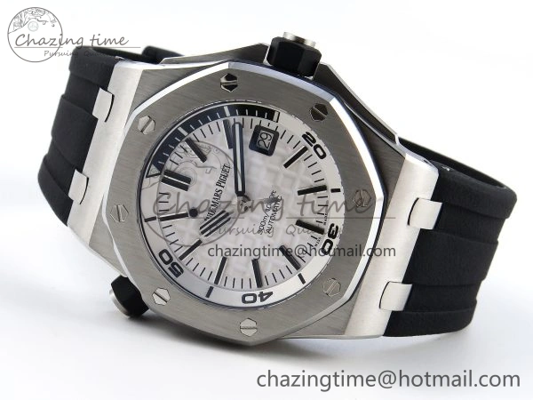 ROYAL OAK OFFSHORE DIVER 15710 IPF 1:1 BEST EDITION WHITE DIAL ON BLACK RUBBER STRAP SA3120 SUPER CLONE