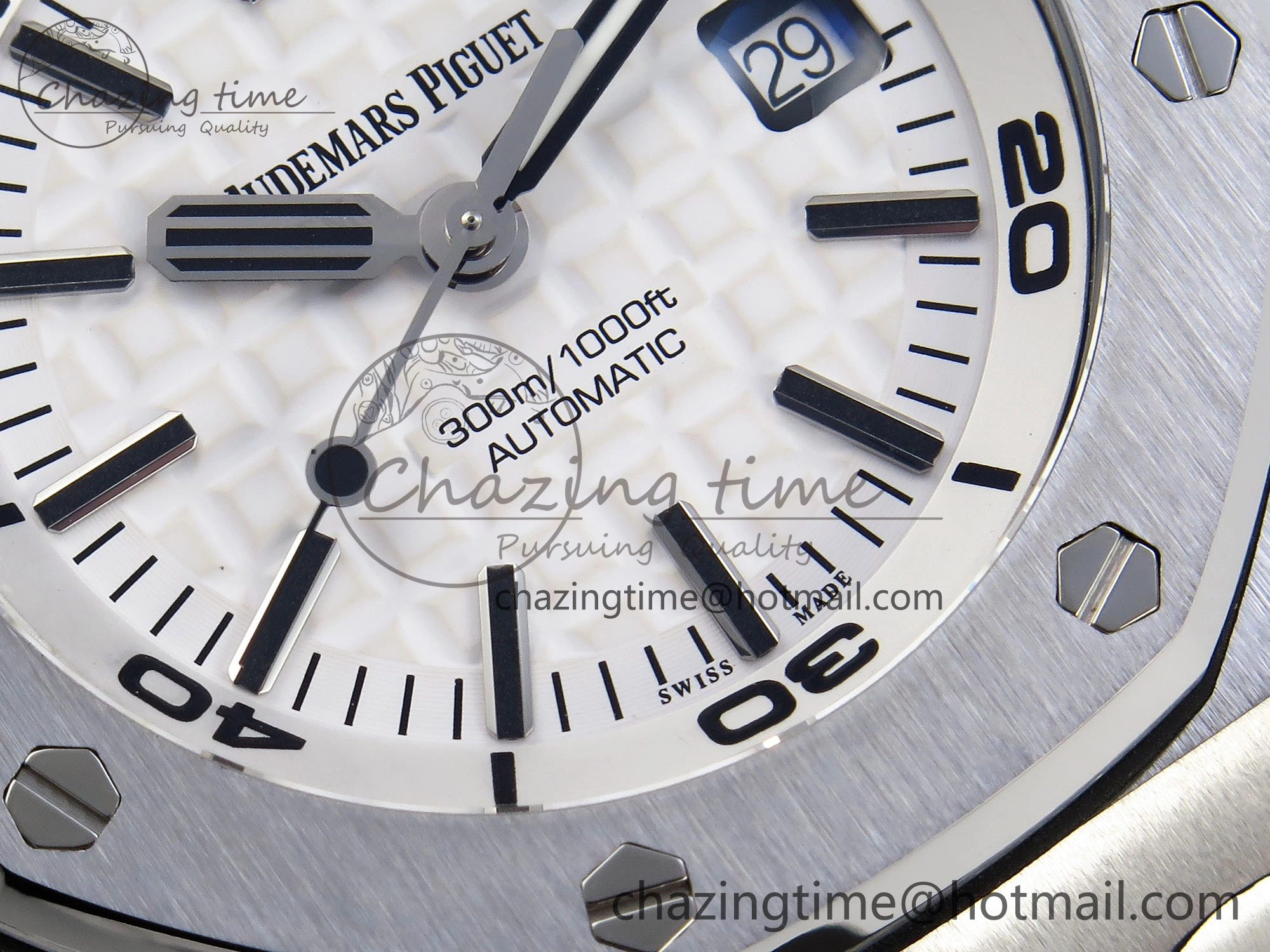 ROYAL OAK OFFSHORE DIVER 15710 IPF 1:1 BEST EDITION WHITE DIAL ON BLACK RUBBER STRAP SA3120 SUPER CLONE