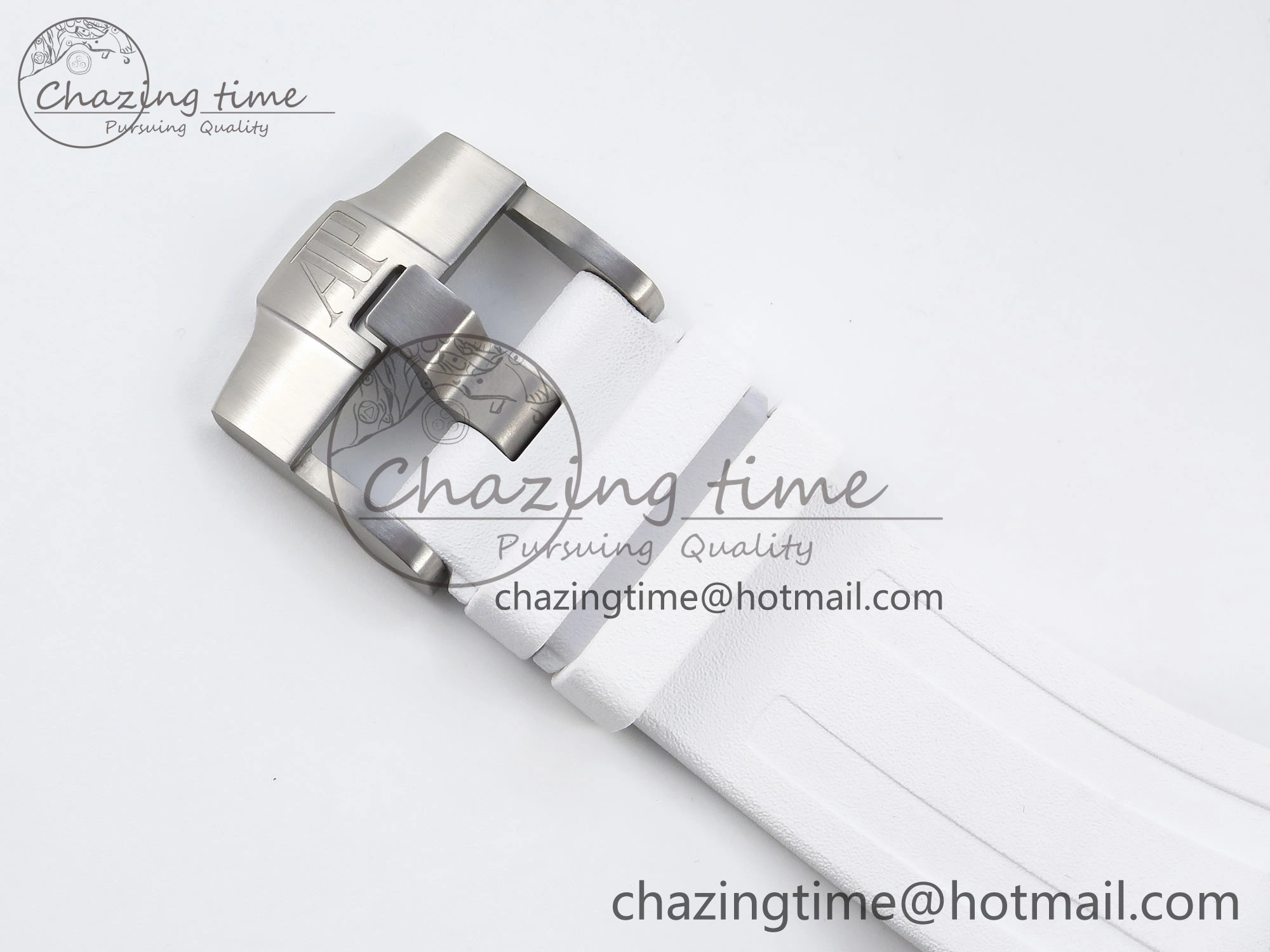 ROYAL OAK OFFSHORE DIVER 15710 IPF 1:1 BEST EDITION WHITE DIAL ON WHITE RUBBER STRAP SA3120 SUPER CLONE