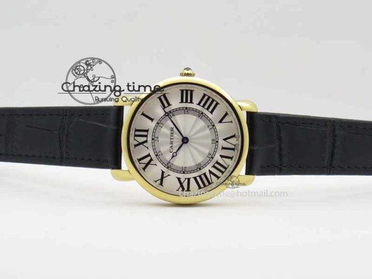 Ronde Louis Cartier YG UT Best Edition White Dial On Black Leather Strap