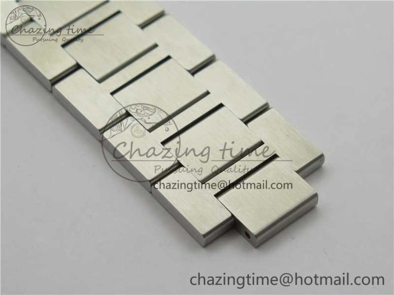Ronde Solo de Cartier 42mm AF 1:1 Best Edition White Dial on SS Bracelet MIYOTA 9015