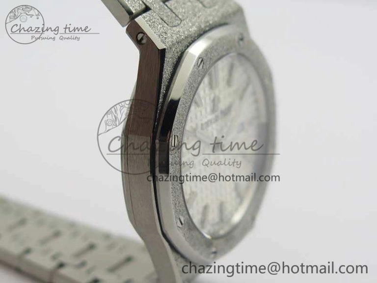 Royal Oak 15000 Frosted 33mm OM Best Edition White Dial On SS Bracelet Quartz