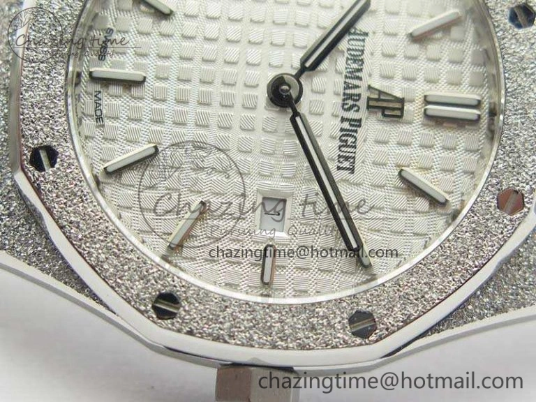 Royal Oak 15000 Frosted 33mm OM Best Edition White Dial On SS Bracelet Quartz