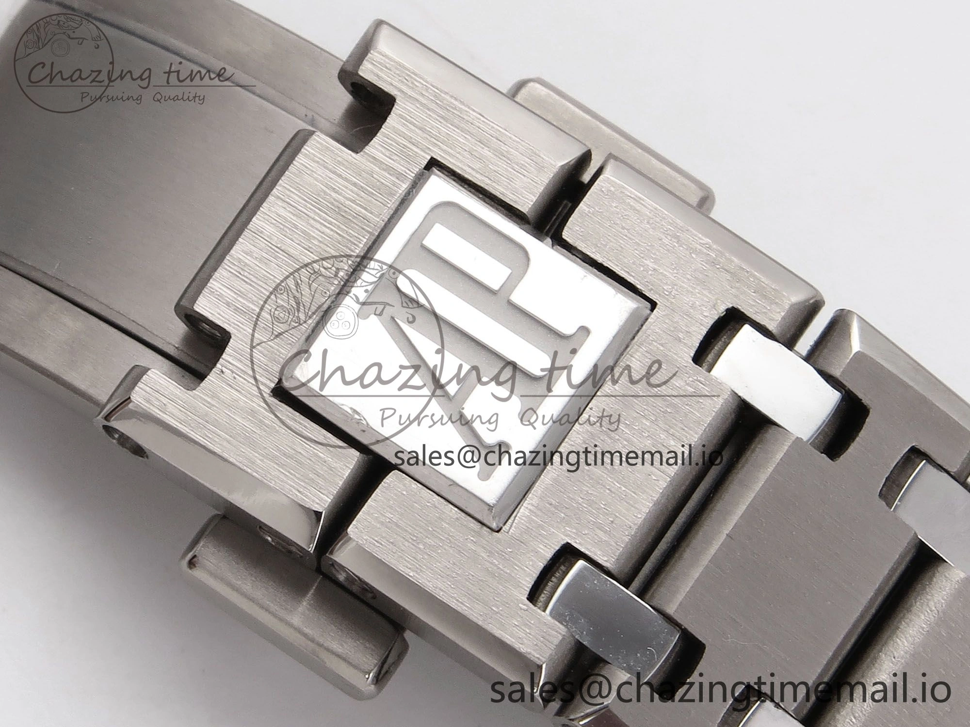 Royal Oak 15202IP SS ZF 1:1 Best Edition Blue Textured Dial on SS Bracelet A2121 Super Clone V2
