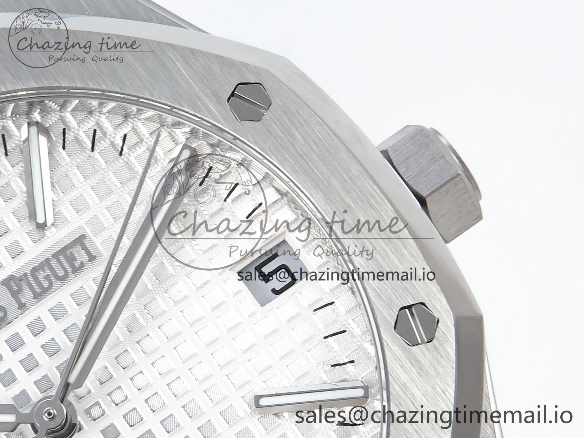 Royal Oak 15510 SS APSF 1:1 Best Edition White Dial on SS Bracelet SA4302 Super Clone V2 (SW Dial)