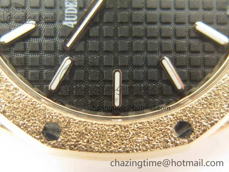 Royal Oak 33mm 15000 Satin-Polished RG OM Best Edition Black Dial On RG Bracelet Quartz
