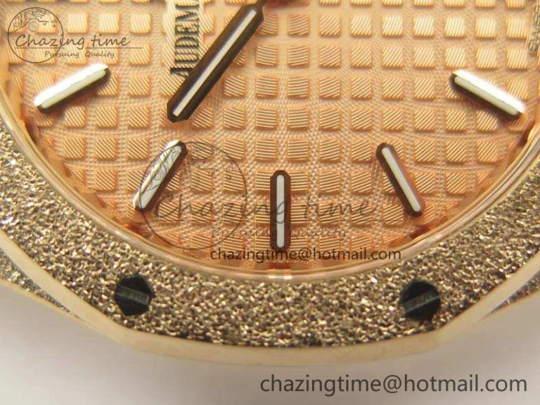 Royal Oak 33mm 15000 Satin-Polished RG OM Best Edition Gold Dial On RG Bracelet Quartz