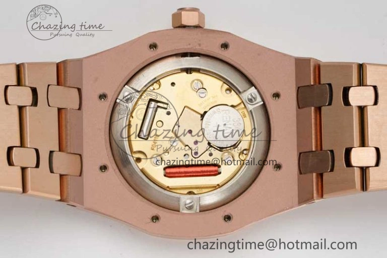 Royal Oak 33mm Ladies RG 8F Best Edition White Dial Diamonds Bezel on RG Bracelet Quartz