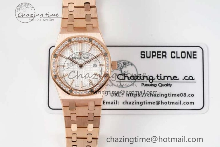 Royal Oak 33mm Ladies RG 8F Best Edition White Dial Diamonds Bezel on RG Bracelet Quartz