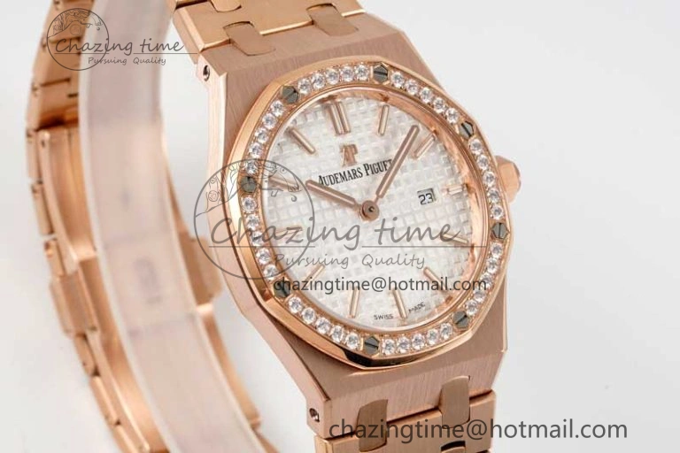 Royal Oak 33mm Ladies RG 8F Best Edition White Dial Diamonds Bezel on RG Bracelet Quartz