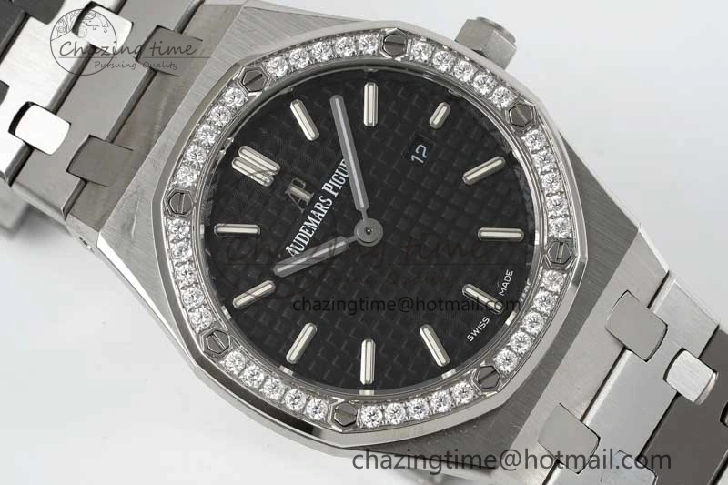 Royal Oak 33mm Ladies SS 8F Best Edition Black Dial Diamonds Bezel on SS Bracelet Quartz
