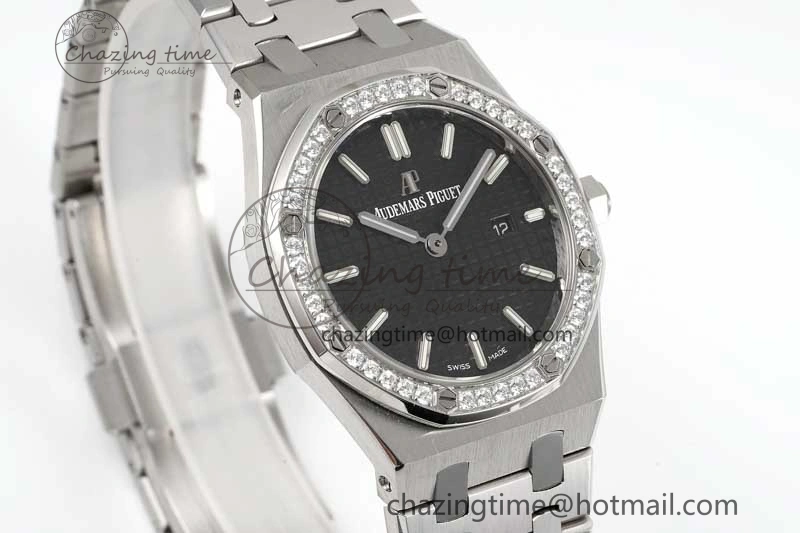 Royal Oak 33mm Ladies SS 8F Best Edition Black Dial Diamonds Bezel on SS Bracelet Quartz