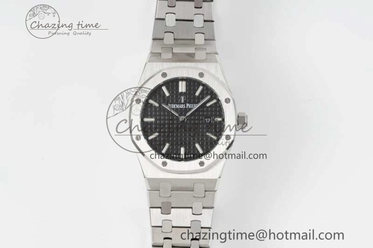 Royal Oak 33mm Ladies SS 8F Best Edition Black Dial on SS Bracelet Quartz