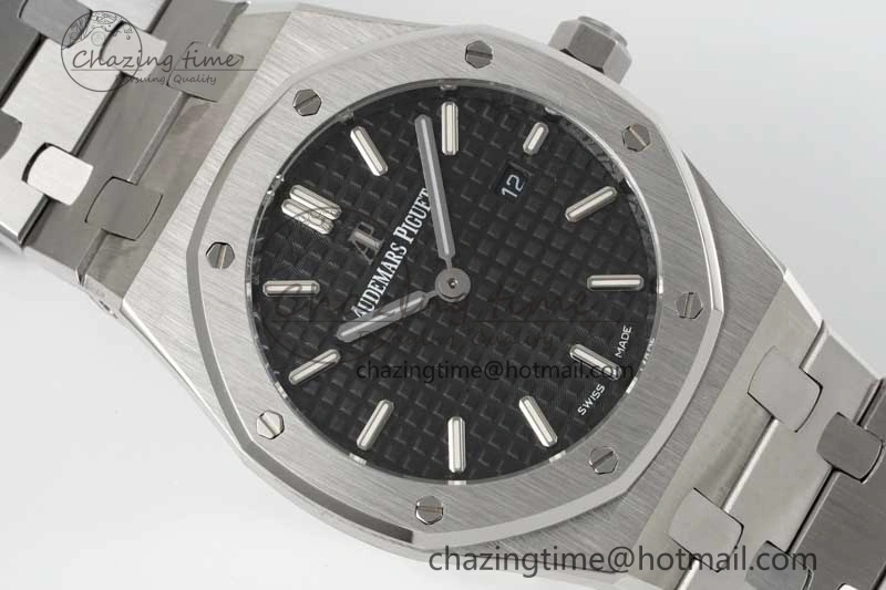 Royal Oak 33mm Ladies SS 8F Best Edition Black Dial on SS Bracelet Quartz