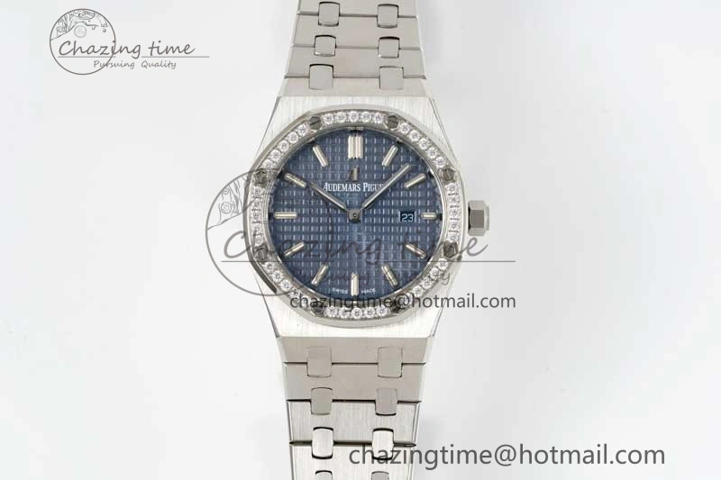 Royal Oak 33mm Ladies SS 8F Best Edition Blue Dial Diamonds Bezel on SS Bracelet Quartz