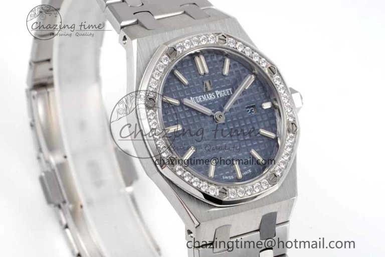 Royal Oak 33mm Ladies SS 8F Best Edition Blue Dial Diamonds Bezel on SS Bracelet Quartz