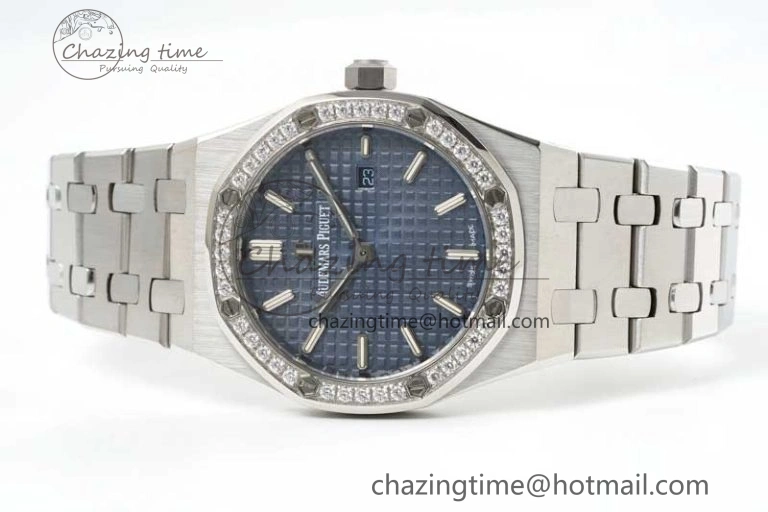 Royal Oak 33mm Ladies SS 8F Best Edition Blue Dial Diamonds Bezel on SS Bracelet Quartz