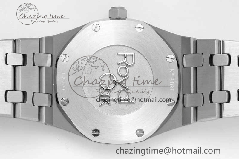 Royal Oak 33mm Ladies SS 8F Best Edition Blue Dial Diamonds Bezel on SS Bracelet Quartz