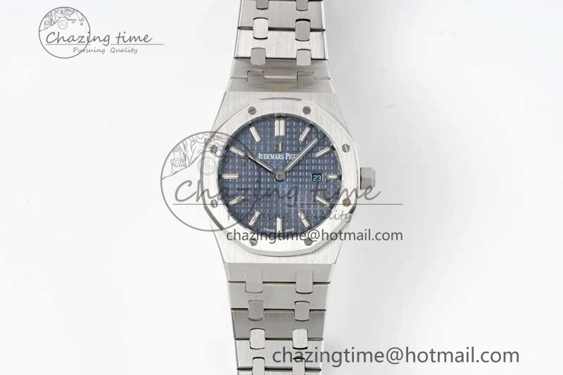 Royal Oak 33mm Ladies SS 8F Best Edition Blue Dial on SS Bracelet Quartz