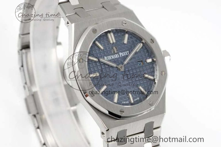 Royal Oak 33mm Ladies SS 8F Best Edition Blue Dial on SS Bracelet Quartz