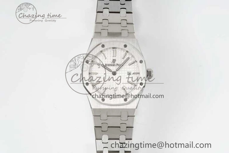 Royal Oak 33mm Ladies SS 8F Best Edition White Dial on SS Bracelet Quartz