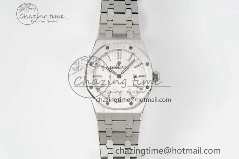 Royal Oak 33mm Ladies SS 8F Best Edition White Dial on SS Bracelet Quartz