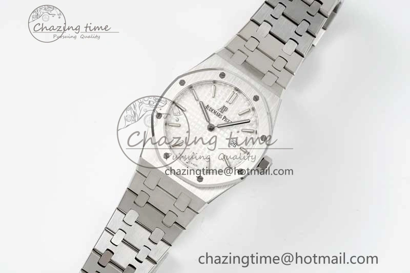 Royal Oak 33mm Ladies SS 8F Best Edition White Dial on SS Bracelet Quartz