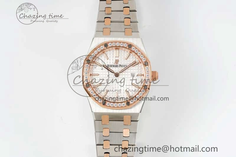 Royal Oak 33mm Ladies SS RG 8F Best Edition White Dial Diamonds Bezel on SS RG Bracelet Quartz