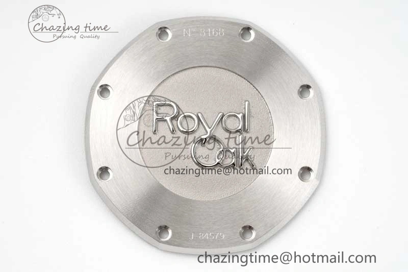 Royal Oak 33mm Ladies SS RG 8F Best Edition White Dial on SS RG Bracelet Quartz