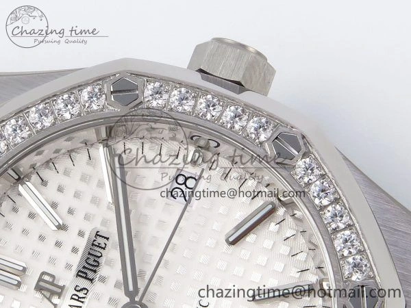 Royal Oak 37mm 15450 SS Diamonds Bezel IPF Best Edition White Dial on SS Bracelet SA3120 Super Clone