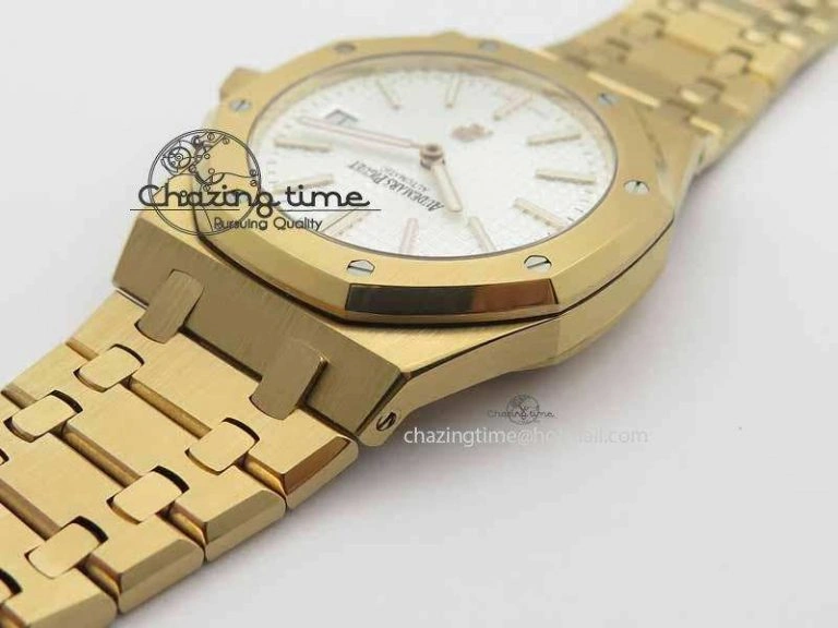 Royal Oak 39mm 15202 RG White Dial On RG Bracelet MIYOTA9015