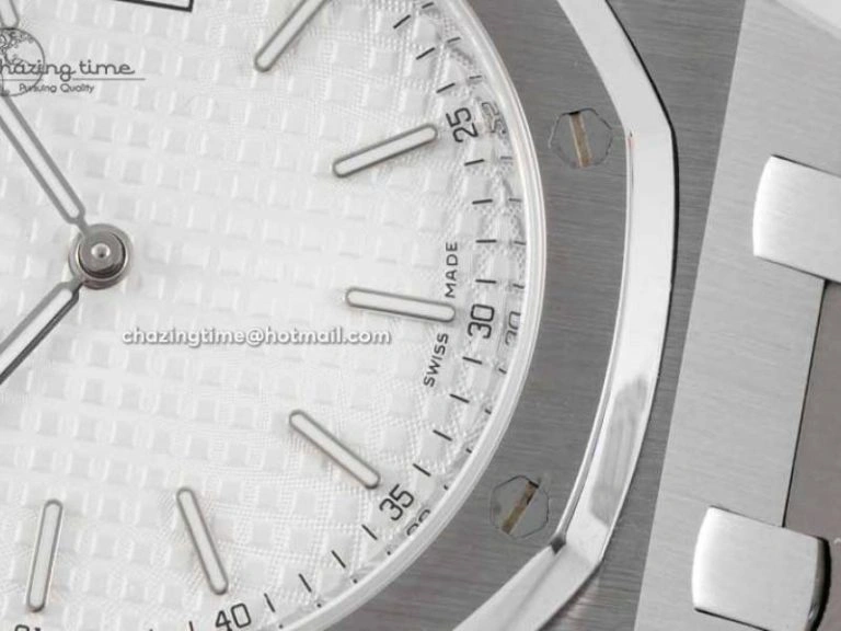 Royal Oak 39mm 15202 SS BF 1:1 Best Edition White Textured Dial on SS Bracelet A2121