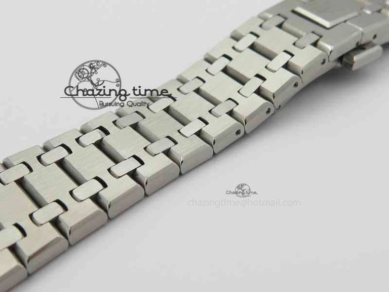 Royal Oak 39mm 15202 SS Blue Dial On SS Bracelet MIYOTA9015