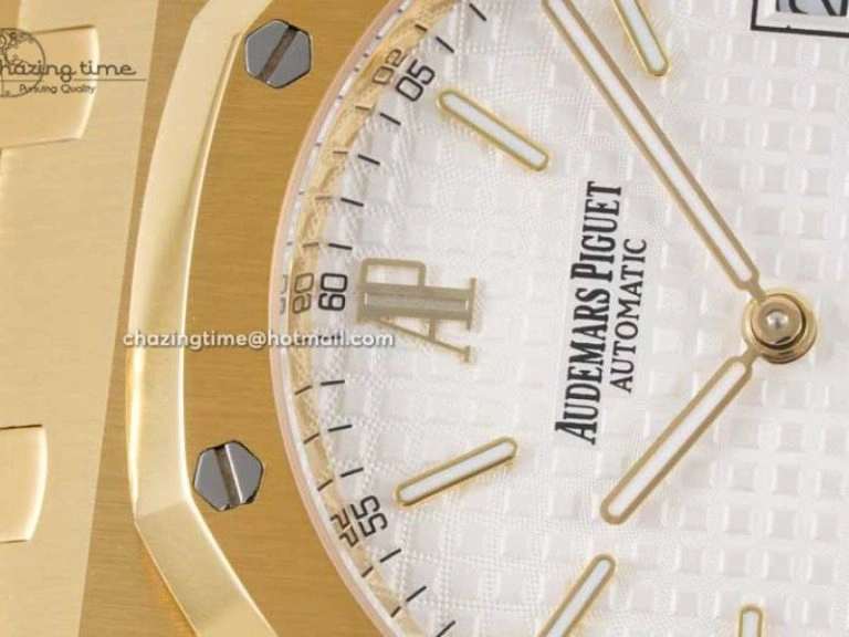 Royal Oak 39mm 15202 YG BF 1:1 Best Edition White Textured Dial on YG Bracelet A2121