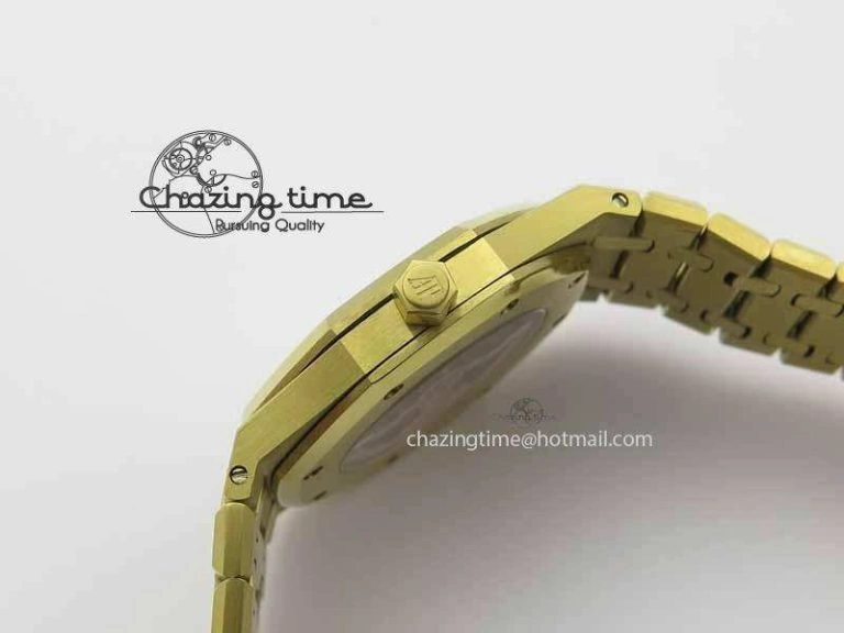 Royal Oak 39mm 15202 YG Blue Dial On YG Bracelet MIYOTA9015