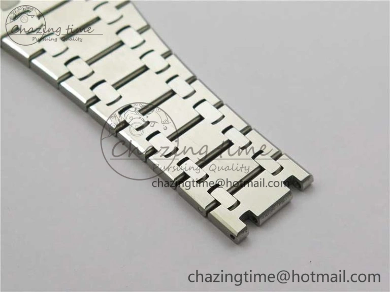 Royal Oak 39mm 15202IP Polished Bezel SS XF 1:1 Best Edition Gradient Blue Textured Dial on SS Bracelet A2121 V2