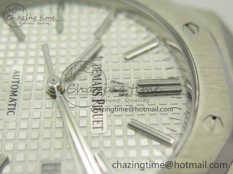 Royal Oak 41mm 15400 SS JF 1:1 Best Edition White Textured Dial on SS Bracelet A3120 V5