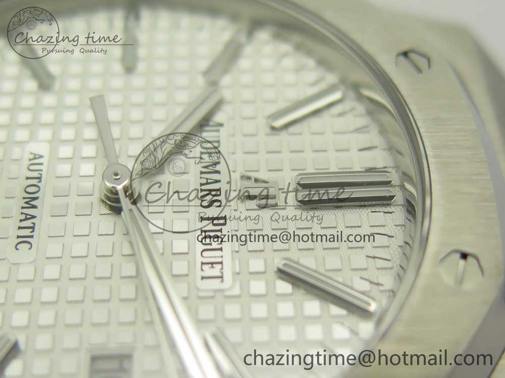 Royal Oak 41mm 15400 SS JF 1:1 Best Edition White Textured Dial on SS Bracelet A3120 V5