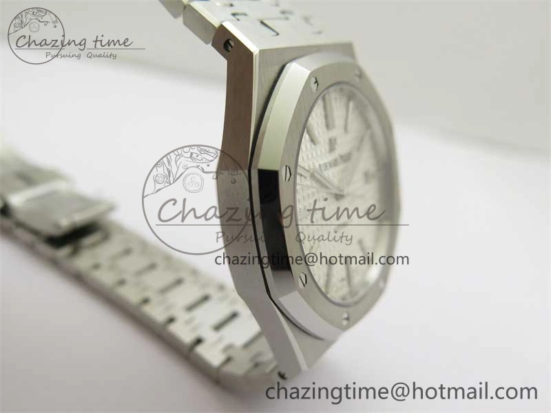 Royal Oak 41mm 15400 SS ZF 1:1 Best Edition White Textured Dial on SS Bracelet SA3120 Super Clone