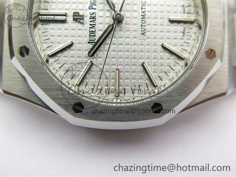 Royal Oak 41mm 15400 SS ZF 1:1 Best Edition White Textured Dial on SS Bracelet SA3120 Super Clone