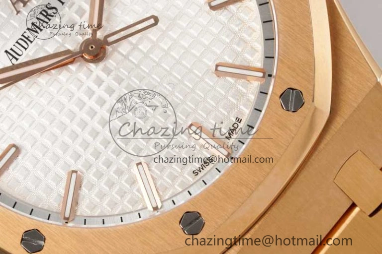 Royal Oak 41mm 15500 RG ZF 1:1 Best Edition White Textured Dial on RG Bracelet A4302 V2