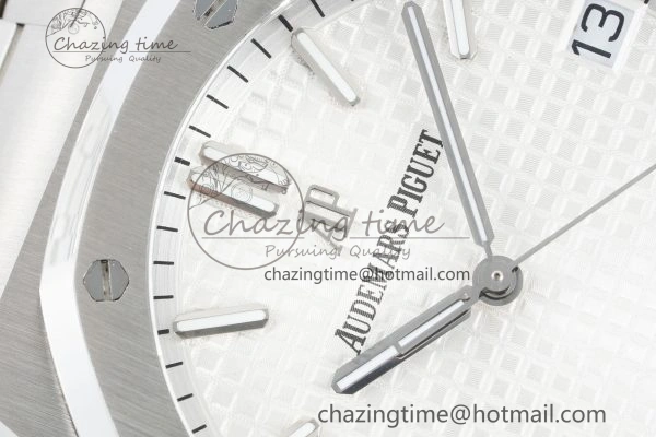 Royal Oak 41mm 15500 SS IPF 1:1 Best Edition White Textured Dial on SS Bracelet SA4302 Super Clone